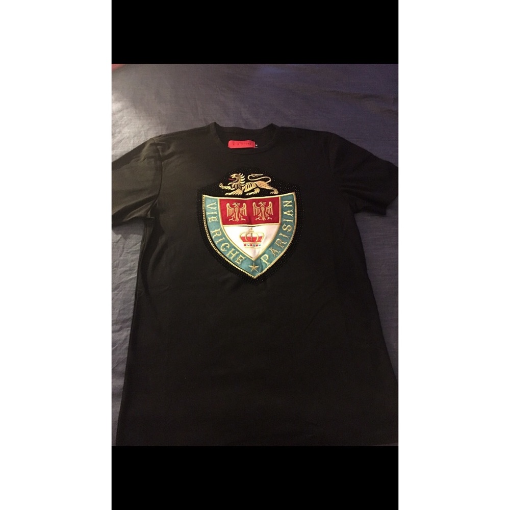 ❗️❗️SOLD❗️❗️Vie + Richie Men’s T- Shirt (Medium)